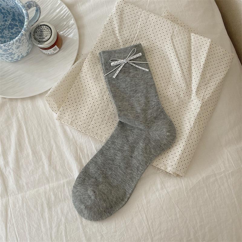 Female Spring and Summer Thin Pure Color Dark Grain Love Bow Ballet Wind Cylinder Stack Socks