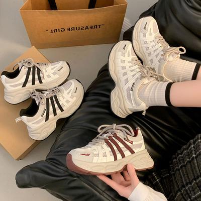 Легкая супер огонь спортивная повседневная обувь сетчатая дышащая беговая обувь женская весенняя новая на толстой подошве универсальная обувь для папы