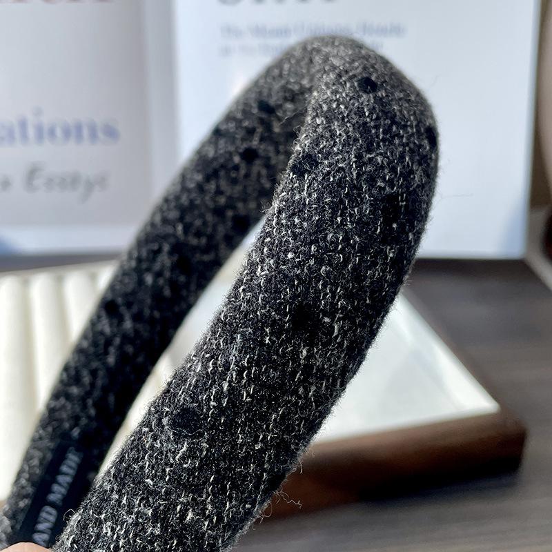 French Elegance Black Series Pearl Headband with Teeth - Autumn/Winter Collection