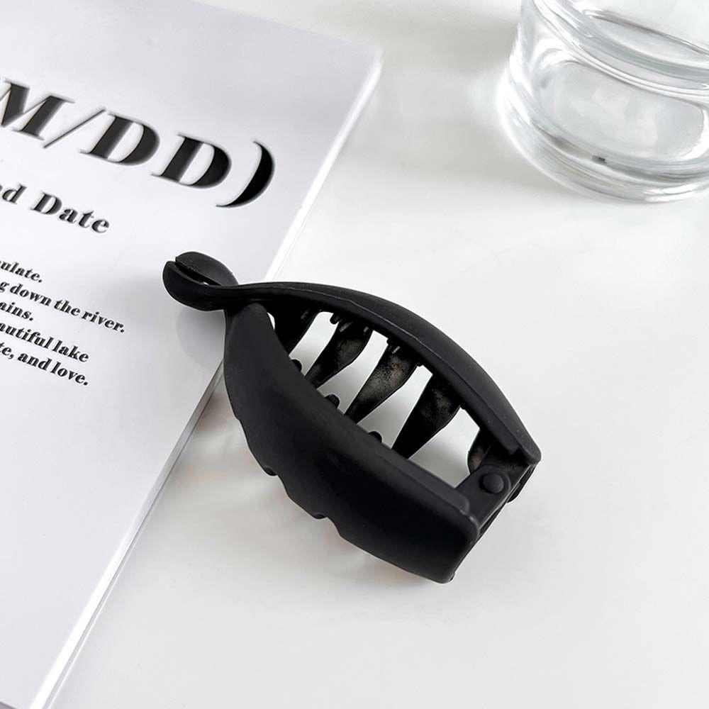Vertical Clip Solid Color Wome Hair Claw Korean Style Hair Clip Headwear Banana Clip Girls Hairpin