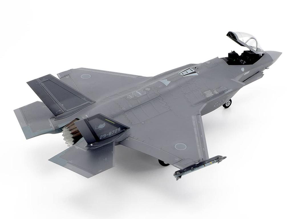 Tamiya Коллекция Warbird Series Lockheed Martin Lightning II Пластиковая модель 60792 1/72 № 92 F-35A