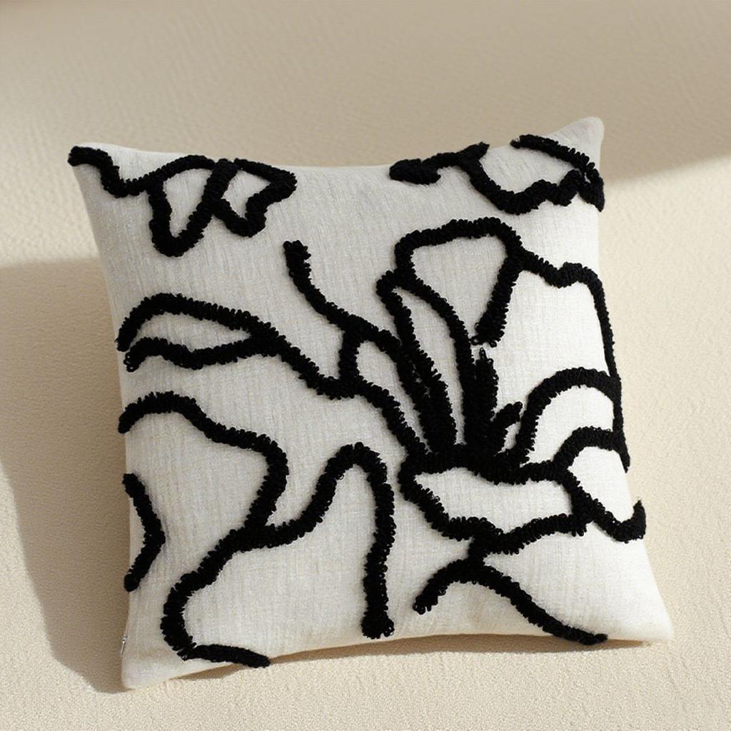 Bohemian Shawl Pillow Cover Set, Embroidered Geometric Pattern Decorative Cushion Covers for Living Room and Bedroom, Sofa Home Décor with Zipper