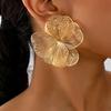 1 пара винтажных элегантных текстурированных сережек-подвесок с цветочным узором, металлическое золото, подходят для повседневного ношения, вечеринок, праздников, в качестве подарка