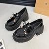 Маленькие кожаные туфли на платформе в британском стиле женские 2025 ранняя осень новая универсальная ретро обувь с круглым носком на шнуровке с бусинами