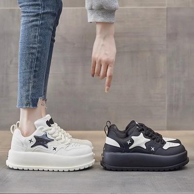 Высококачественные толстые туфли на платформе, женские осенние новинки, модные универсальные повседневные белые туфли для увеличения роста