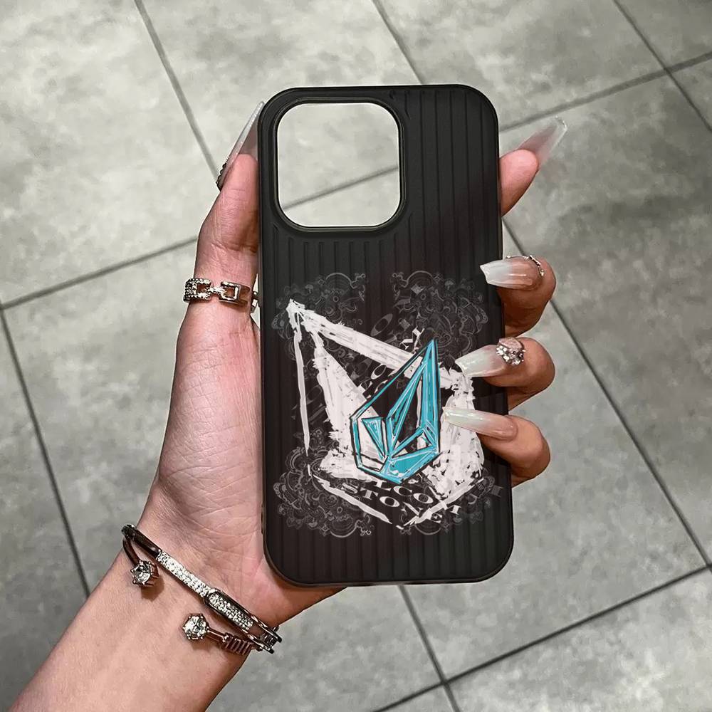 V-Volcom ЛОГОТИП Модный чехол для телефона Для IPhone 17 16 15 14 Plus 13 12 11 Pro Max Pro Волна Гофрированный чехол