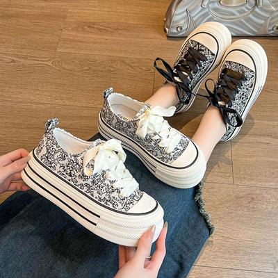 Платформенные парусиновые туфли женские 2025 лето новый маффин низ новый национальный стиль вышивка двухподошвенные одинарные туфли повседневные кеды прилив