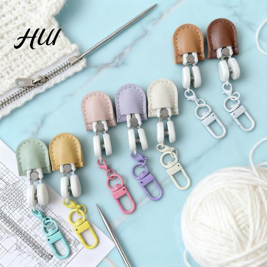 Keychain Scissors Portable Mini Carabiner Design Miniature Cutting Tool for Small Rope Cutter Sewing Travel Ultra Sharp Snips Threads And Tags
