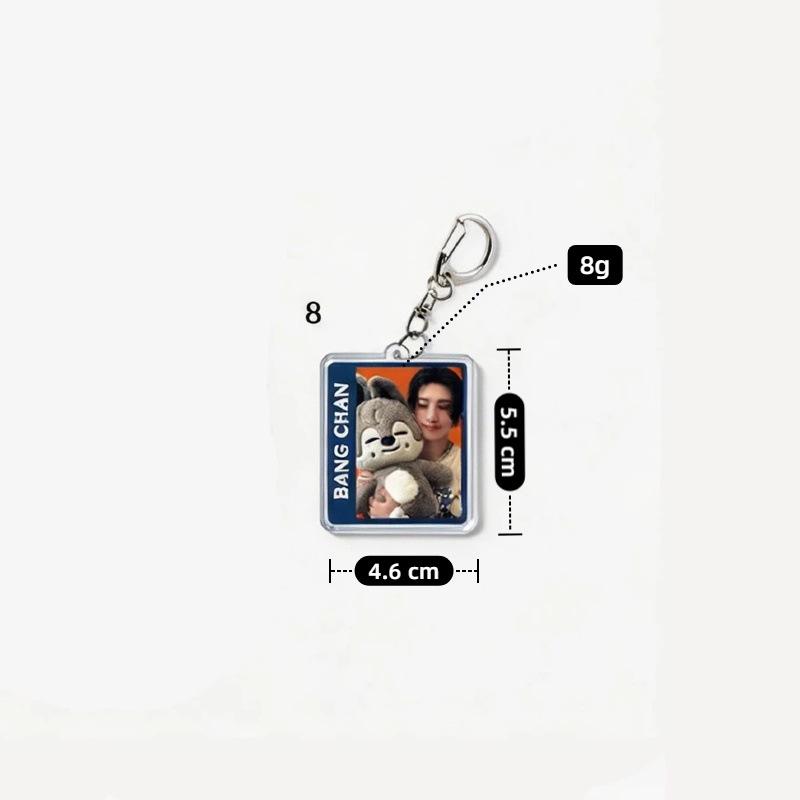 8 шт. Брелок с участником Stray Kids, Милый стиль Polaroid, Реальное фото Фигурка, Держащая куклу SKZOO, Брелок для сумок, Мерч SKZ, Коллекция для фанатов STAY, Подарок