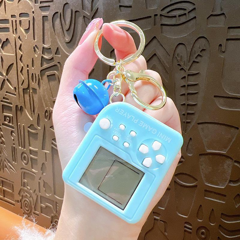 Мини-брелок для игры в тетрис: Обучающая игрушка и креативный подарок для студентов