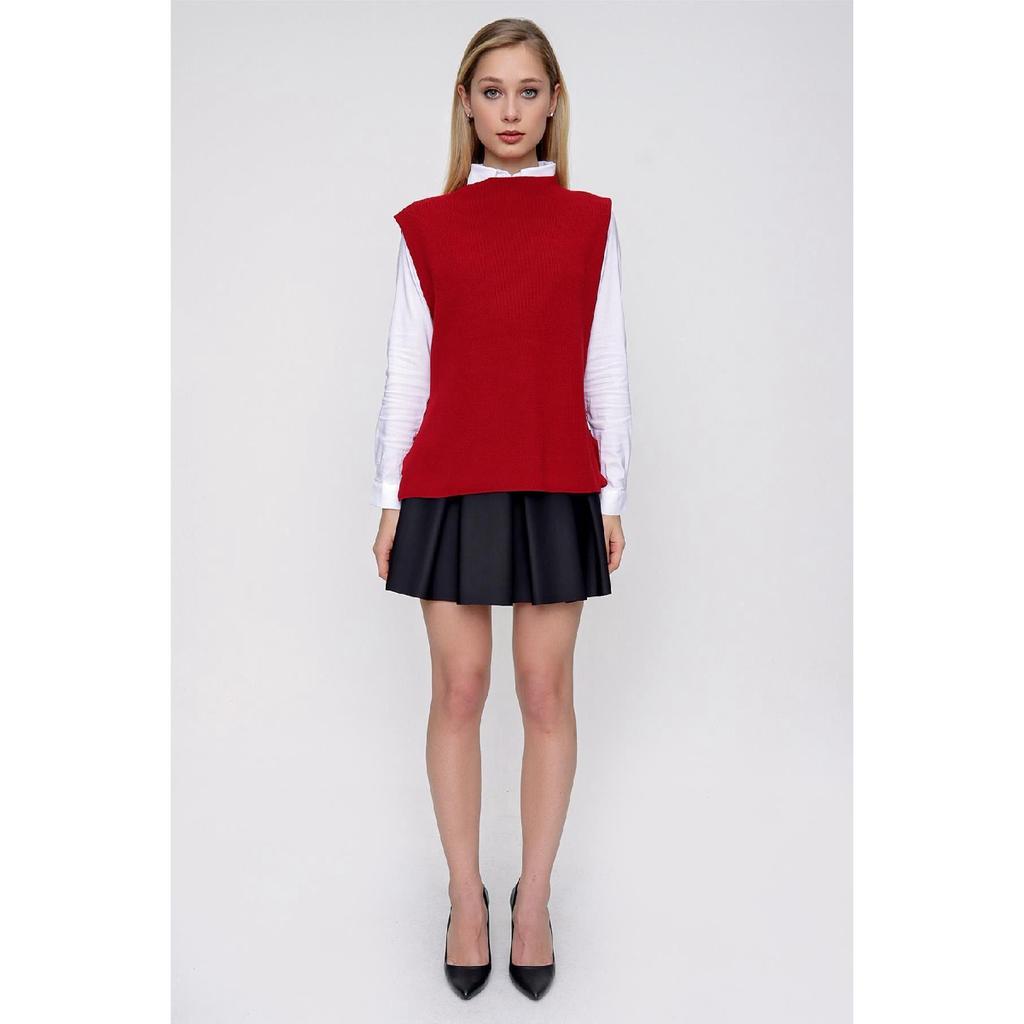 Женский трикотажный свитер с завязками сбоку красный 22wk252