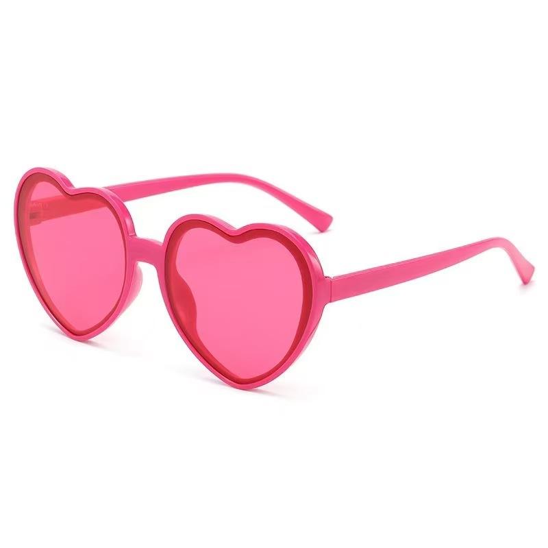 Lovely Heart Shaped Sunglasses for Women Fashion Cute Sexy Vintage Sun Glasses UV400 Protection Outdoor Leisure Eyewear