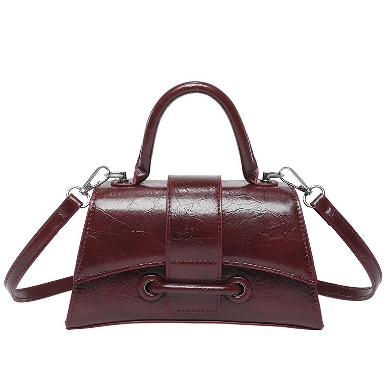 This Year, It Is Popular, Simple, Trendy and Cool, High-end Texture, Portable Small Square Bag, Niche Design, Versatile Commuter Messenger Bag, Female