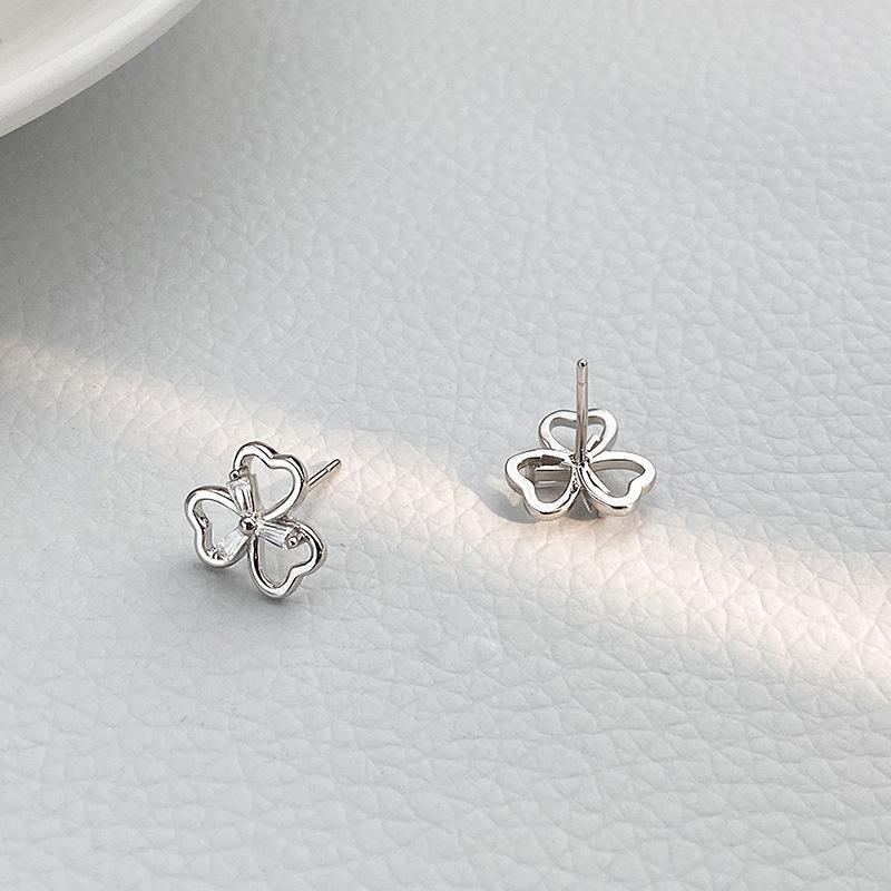 Серьги Super Fairy Hollow Love с тремя листочками клевера, темпераментные маленькие лесные серьги в студенческом стиле