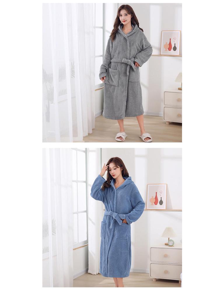 Четыре сезона Мерау Халат из кораллового флиса с капюшоном: Плотное, носимое банное полотенце с перекрестной завязкой и длинными рукавами.