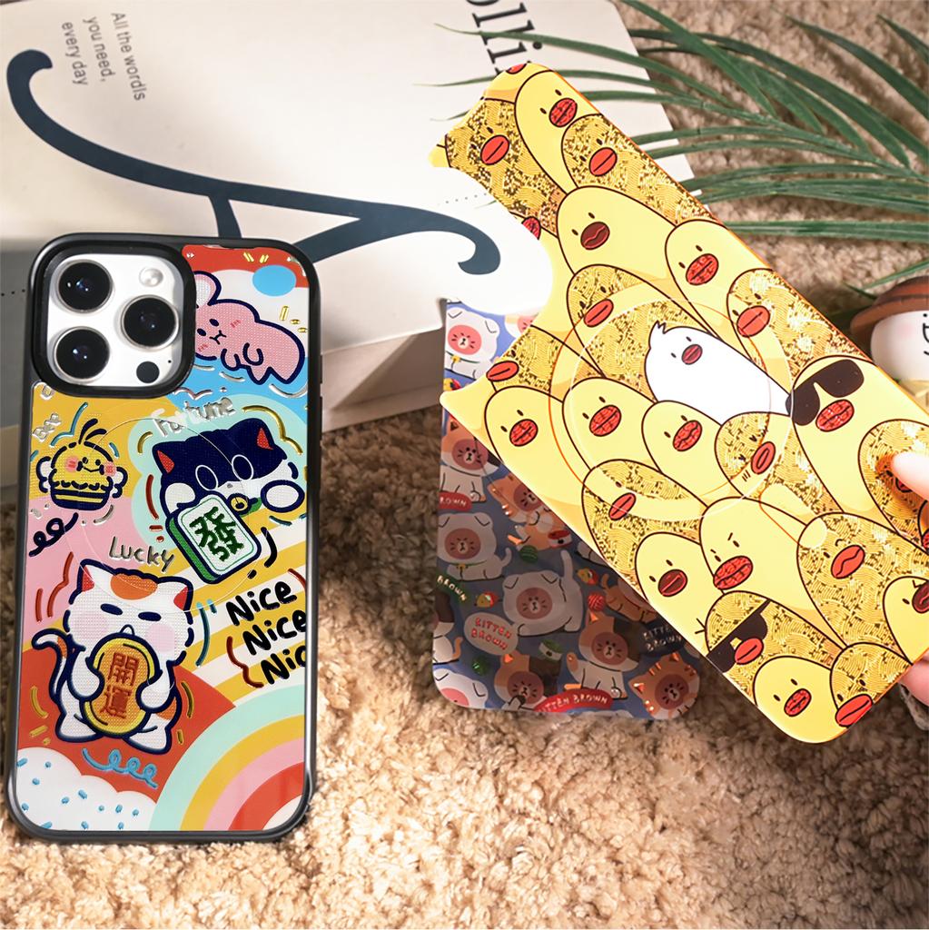 For iPhone 16 Pro Magnetic Case TPU PC Phone Cover with Detachable Green Lucky Cat Backplate