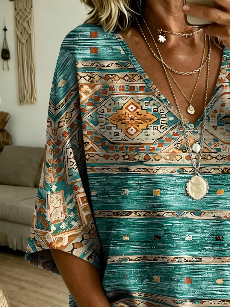 Turquoise retro geometric print T-shirt, plus size V-neck women's ethnic bohemian style