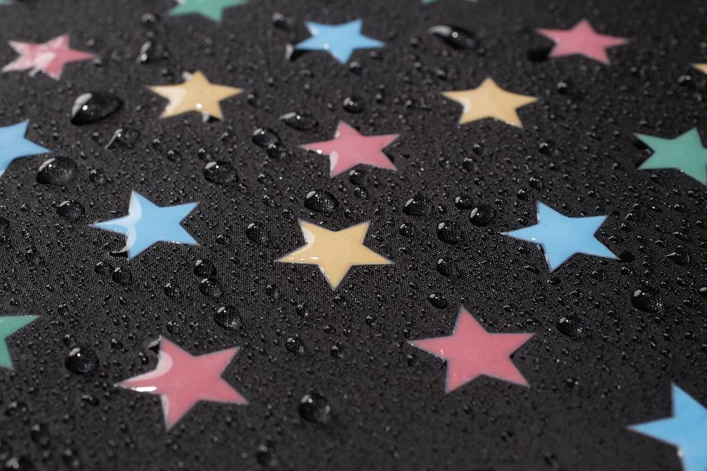 Дождевик Aprica для коляски Чехол, меняющий цвет в дождливую погоду Совместим с Karoon Air 2036996 Multi-Rain Lacuna, Runrun, (белый)