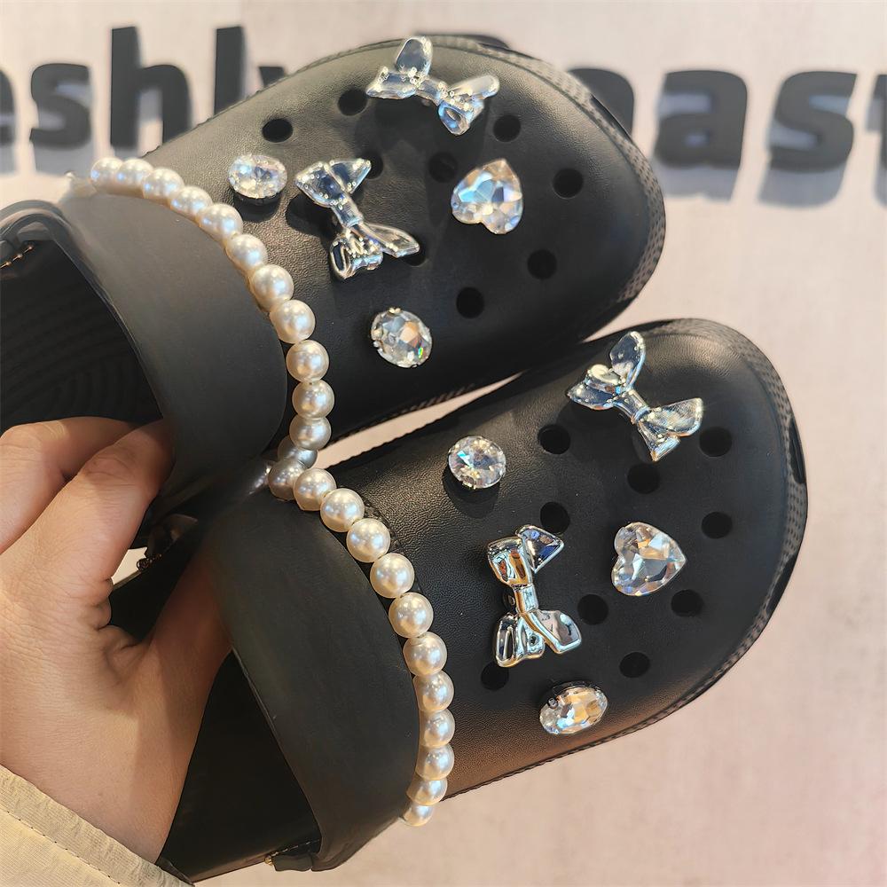 Shoe Charm DIY Pins Sweet Cool Girl Pearl Chain Bow GemstoneDecoration Buckle for Hole Shoes Charms Set Accessories Kids Boy Girls Gift