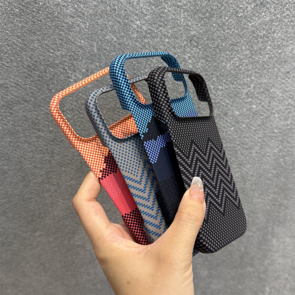 Безрамочный чехол из поликарбоната с текстурой под карбон для iPhone 17 Air 16 Plus 15 14 13 12 17 Pro Max, с поддержкой MagSafe и беспроводной зарядки