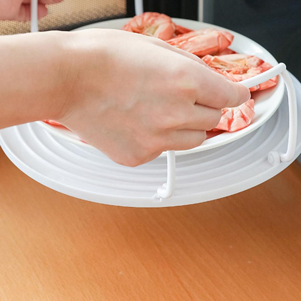 Кухонная микроволновая печь, поворотный столик, пароварка, подогрев пищи, поднос, штабелируемая полка, отделение для приготовления на пару в духовке
