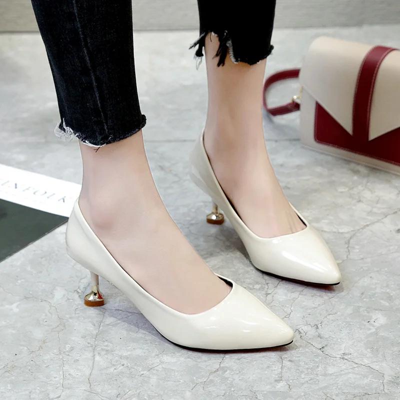 Женские туфли-лодочки с неглубоким вырезом, на высоком каблуке, весенняя новая мода, с острым носком, модные повседневные женские туфли большого размера