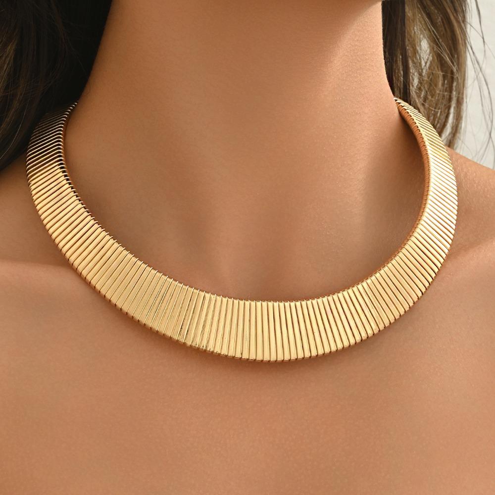 Vintage Chunky Choker Necklace Metal Chain Exaggerated Collarbone Chain  Girls