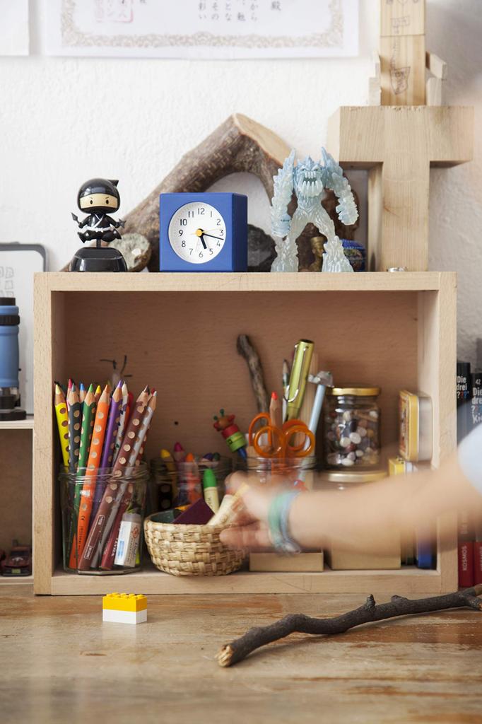 Lemnos Farbe PA18-02BL Analog Alarm Clock, Blue, Dimensions: W70 X H70 X D42