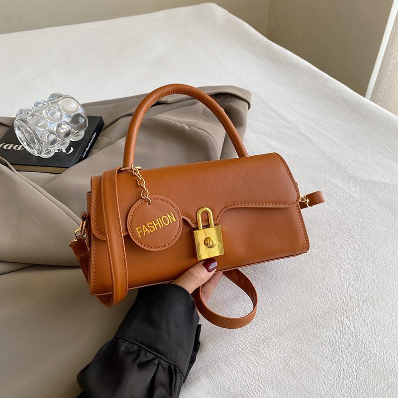 Women's Bags New Fashion Flap Underarm Bag Single Shoulder Crossbody Bag Ladies Small Square Purse and Handbags