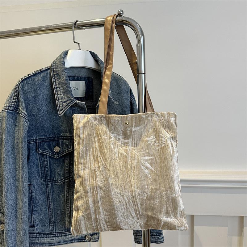 New Trendy and Fashionable Commuting Shoulder Bag New Chinese Style Large Capacity Bag Women's Casual Commuting Toy Bag