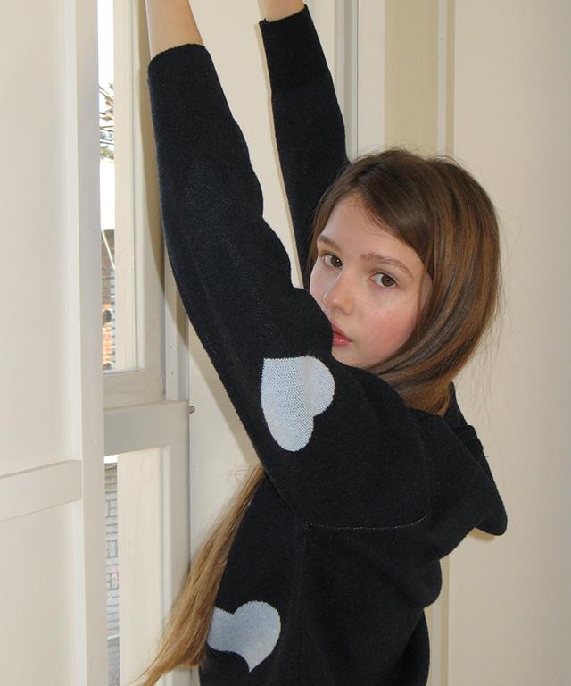RONRON 3 Heart Jacquard Pullover Knit Navy