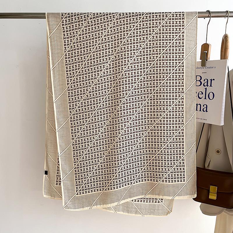 Новый модный шелковый шарф с ретро-принтом пейсли для женщин, осенне-зимний теплый платок, роскошная шаль, женские ветрозащитные шарфы, фуляр, буфандас