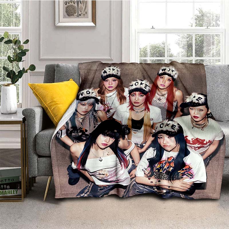 Soft flannel blanket, K-POPX-XG girl group poster blanket, portable home travel blanket, suitable for sofa beds, bedrooms, and