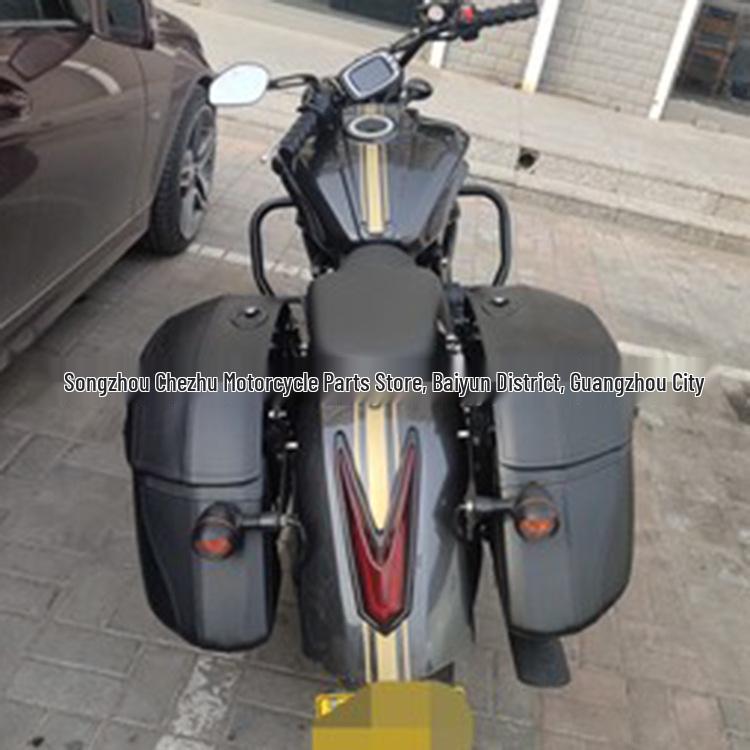 Жесткие кожаные кофры на хвост и бока Kawasaki Vulcan S 650