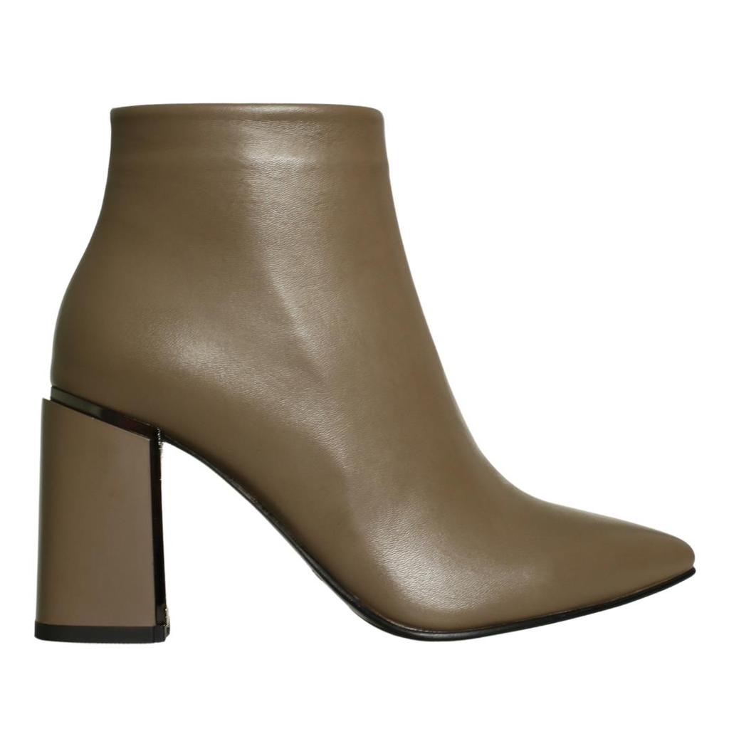 Женские сапоги из натуральной кожи на высоком каблуке