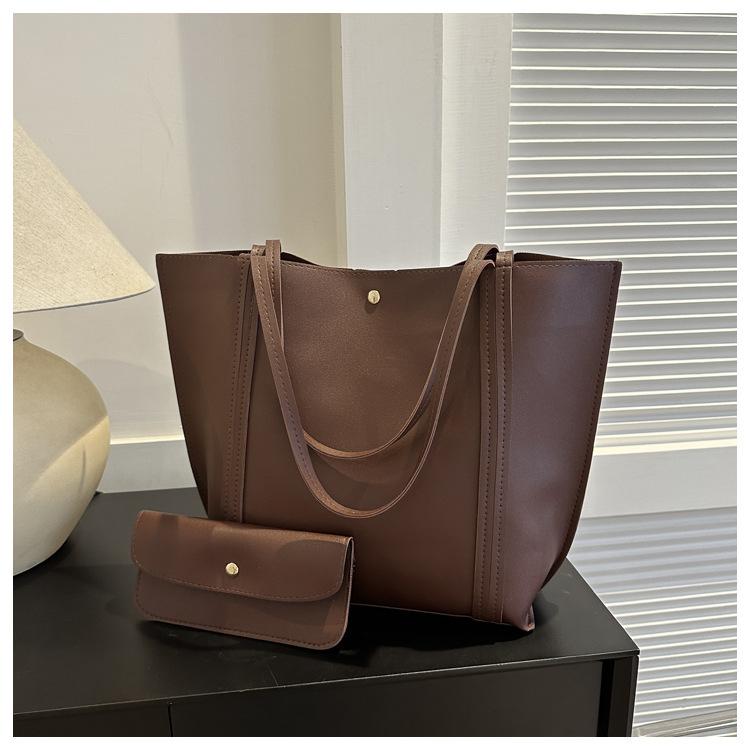 Текстурированная сумка для поездок на работу в иностранном стиле, большая вместимость 2024 года, ретро, новая мода, повседневная, через плечо, переносная женская сумка-тоут