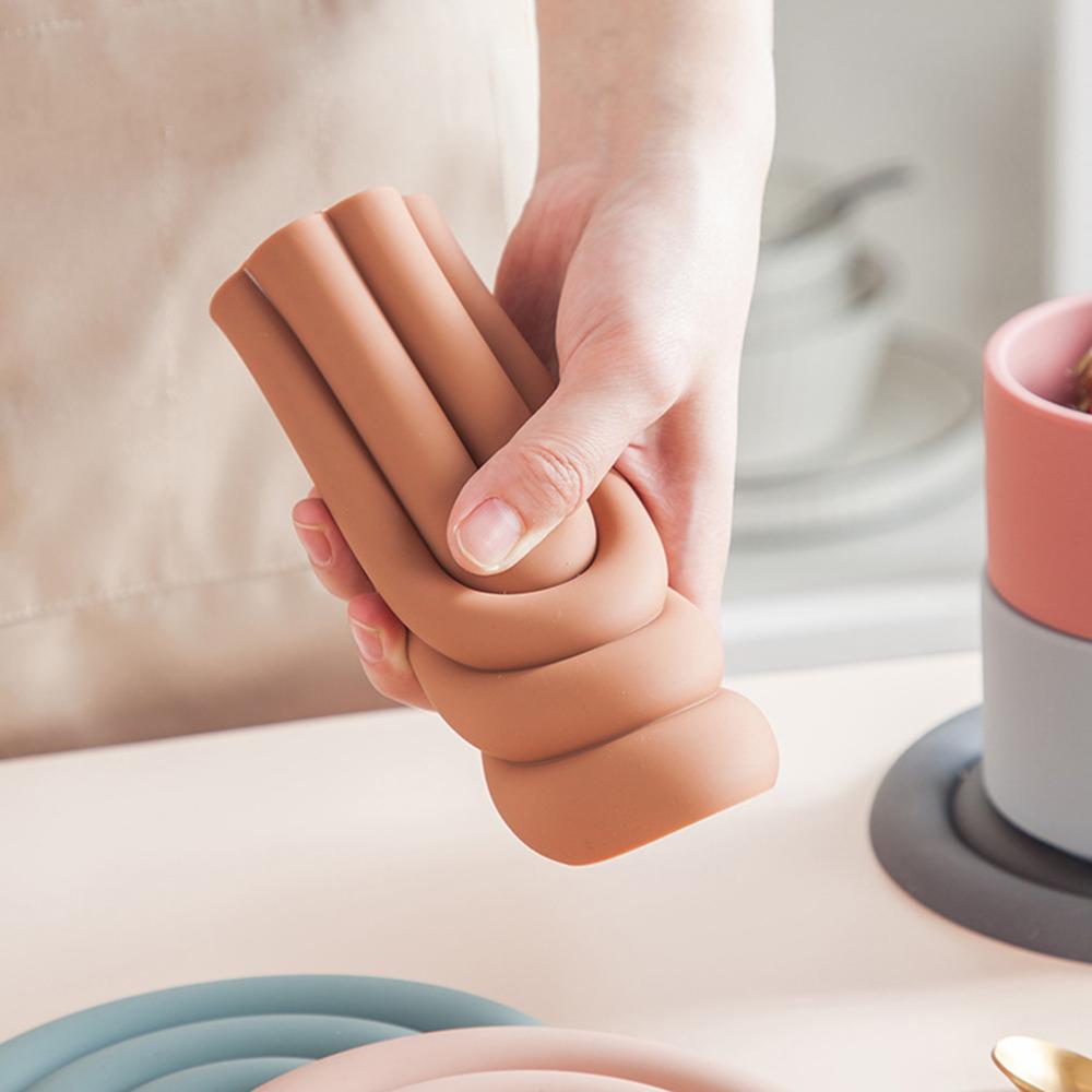 U-образный теплоизоляционный коврик, высокотемпературные бытовые подставки под миски и тарелки, силиконовый анти-гладильный коврик, коврик для стола, подставка под приборы