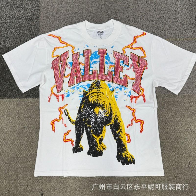 Mens Womens Loose Fit Streetwear Cotton Tee With Creative Graphic Print Casual Short Sleeve T-Shirt
