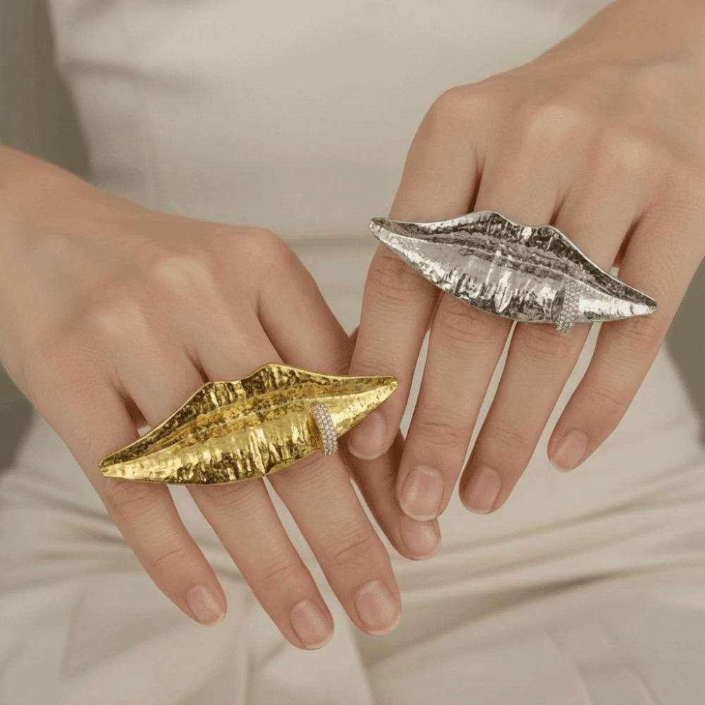 Metal Plated Big Lips-Shaped Ring Exaggerated Finger Jewelry Trendy Lips Open Ring for Women