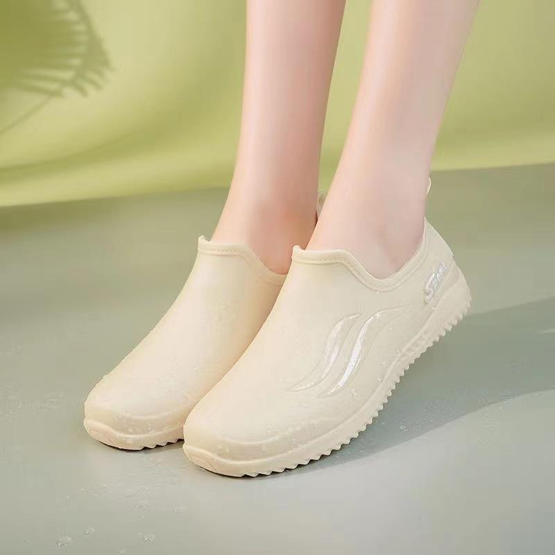 Женские модные летние нескользящие удобные короткие резиновые туфли на платформе