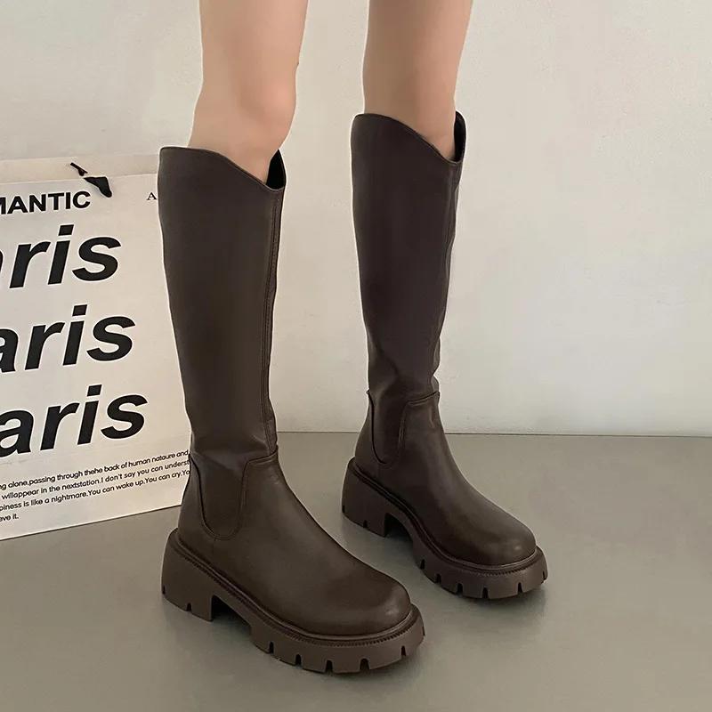 Зимние новые брендовые женские длинные сапоги, модные круглые носки, молнии, женские элегантные сапоги до колена с толстой подошвой, обувь 2024