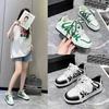 Летняя спортивная обувь женская весенне-осенняя новая белая обувь дышащая студенческая на плоской подошве повседневная модная обувь для скейтборда