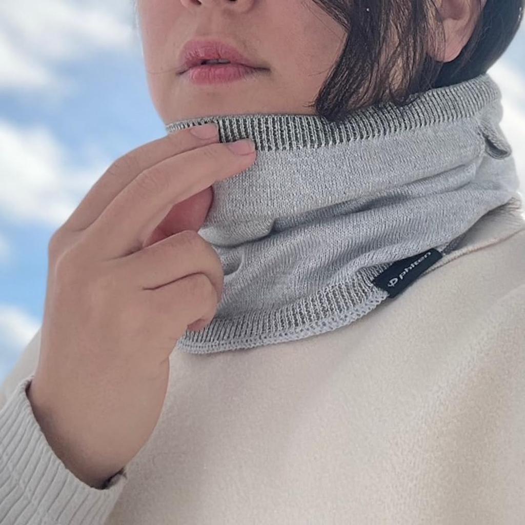 Phiten Anti-Static B2 Warmer (Light Gray) Thin Knit Neck Warmer with Silk Blend, Pollen-Resistant, Soft, Lightweight, Solid Color, Unisex