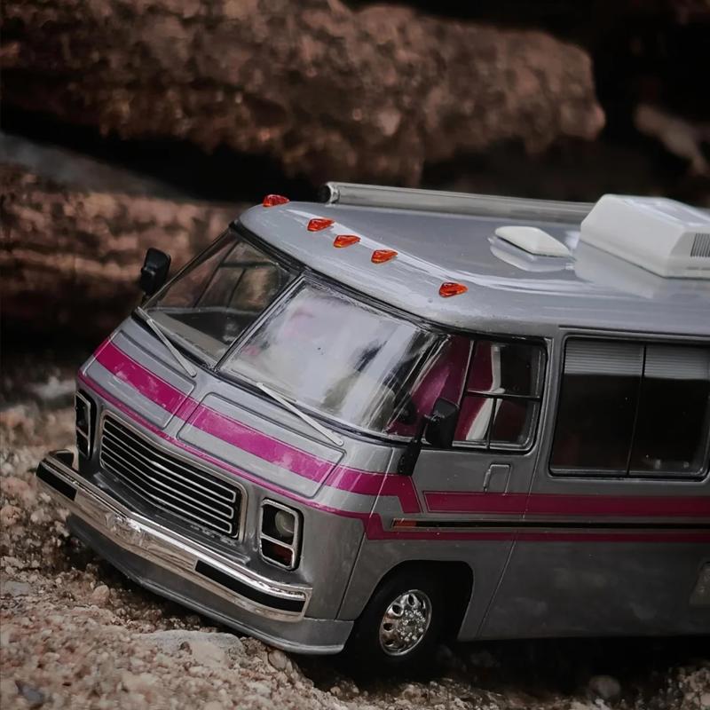 Stock Mk 1:64 2025 Apa-xpo Limited 1978 Gmc Motorhome Simulation Resin Miniature Model Custom Children's Toy Gift Collection