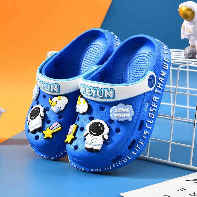 Удобные Дышащие Летние Мультяшные Клоги для Девочек и Мальчиков для Игр в Помещении и на Открытом Воздухе