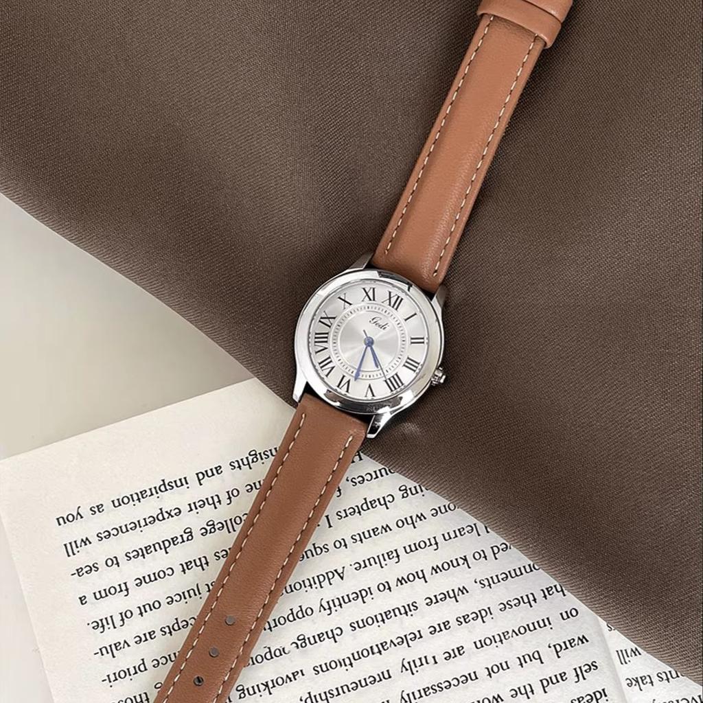Vintage Roman Numeral Dial Quartz Watches for Women Leather Strap Elegant Casual Ladies Wristwatch Female Daily‑wear Clock Gifts