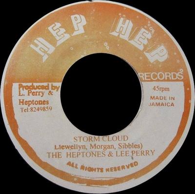 7-дюймовая пластинка HEPTONES LEE PERRY Storm Cloud NONE Hep Hep Records 2007 Ямайка Регги Ска Дуб Б/у