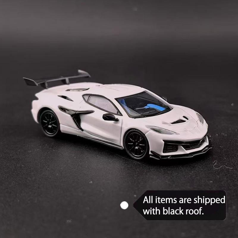 Fine Works 1:64 Chevrolet Corvette C8 Z06 Diecast Model Car With Black Roof 2 Colors Yellow White Collectible Gift Toys for Boys