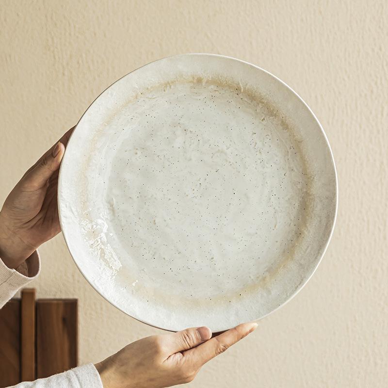 Керамическая большая тарелка с глазурью из кунжута, простая посуда, круглая тарелка, бытовая тарелка для овощей, большая западная тарелка, тарелка для стейка.