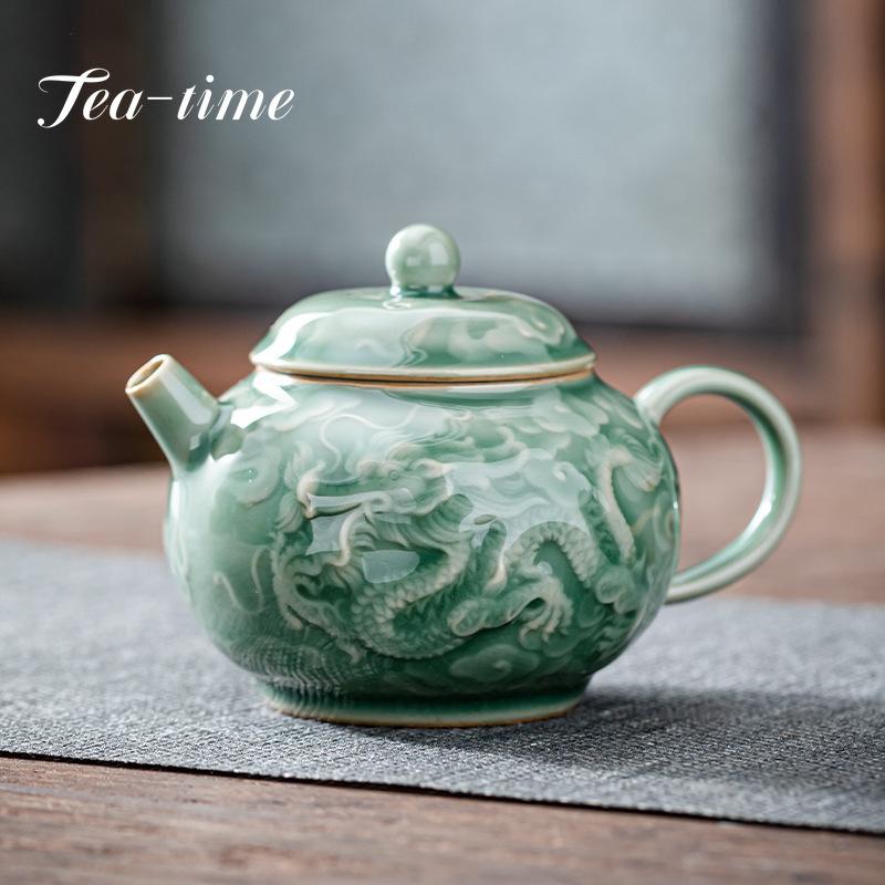 Керамический чайник Yue Kiln цвета селадона, 150 мл, ручная гравировка, чайник Даргон, маленький чайник с отверстием для фильтра, бытовой чайный сервиз кунг-фу